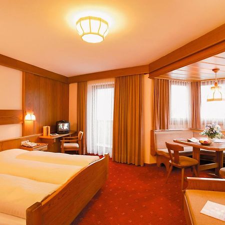 Hotel Lammwirt Jerzens Extérieur photo